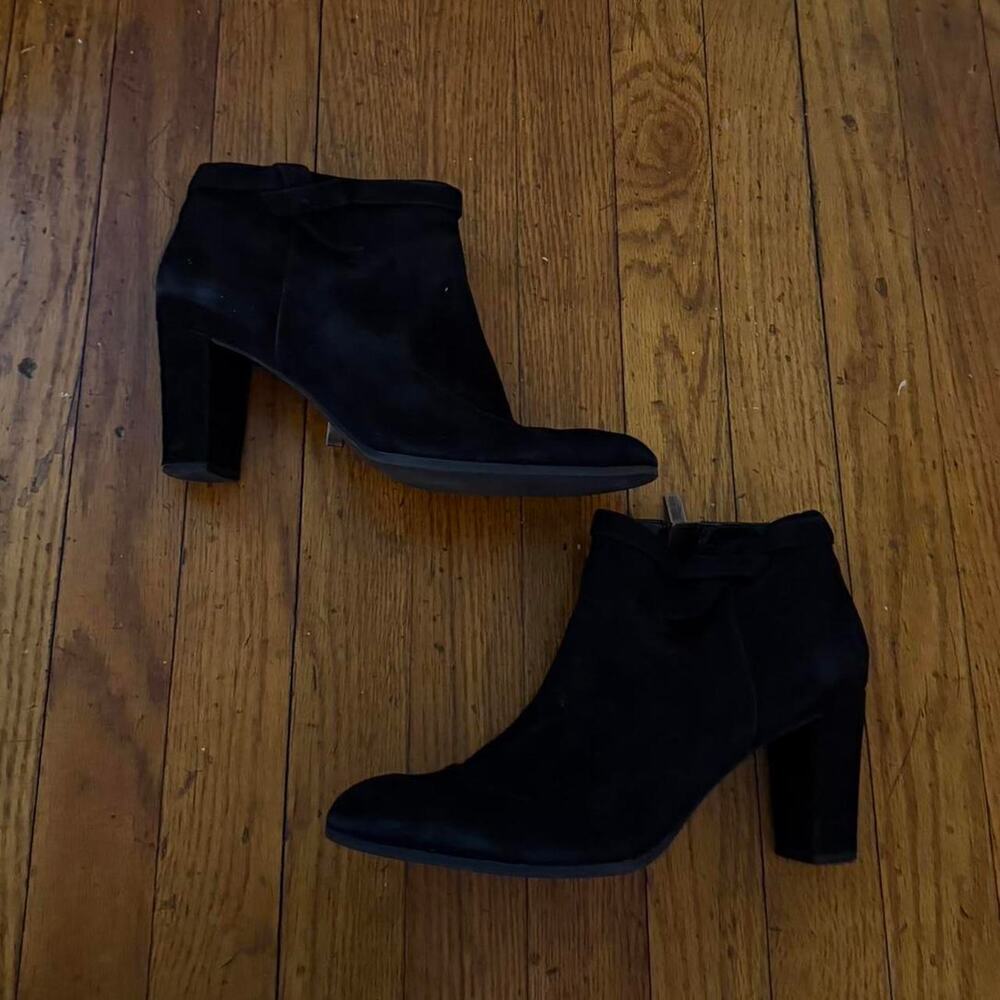 Bandolino suede black heeled ankle